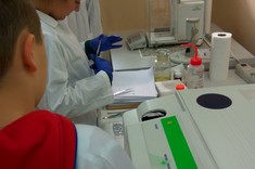 Jak wyznacza się temperatury różnych przemian fazowych